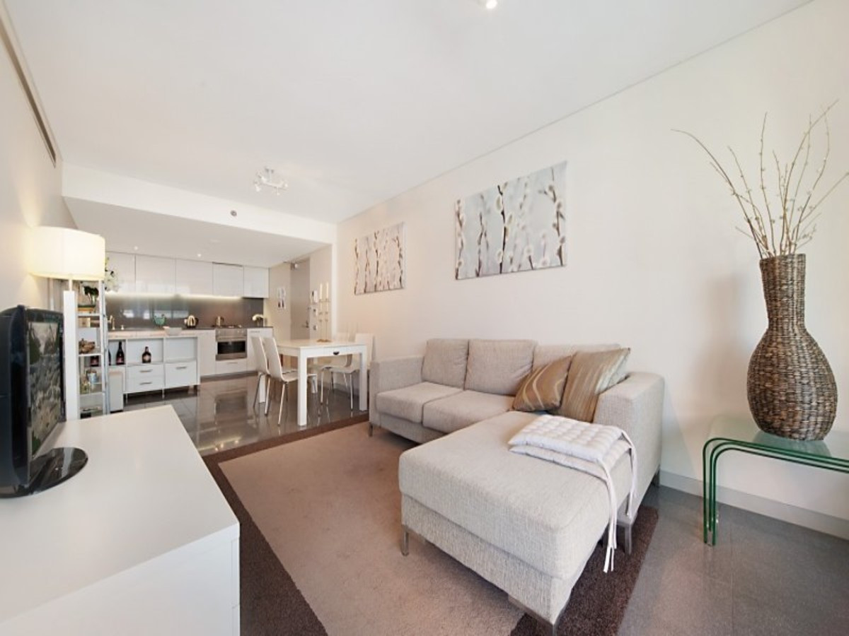 Fully Furnished - Luxury One Bedroom Apartment In The Heart of St Leonards