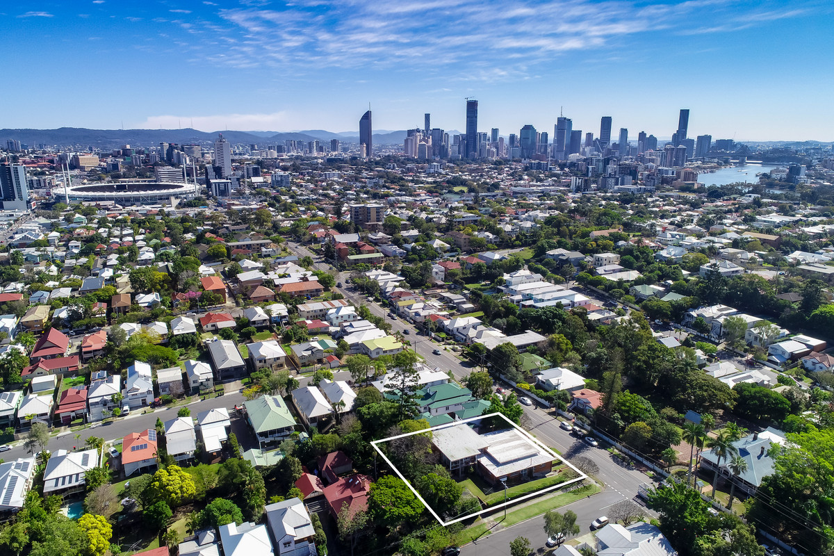 Redevelop or Retain this Rare Block of Flats in Tightly-Held Location