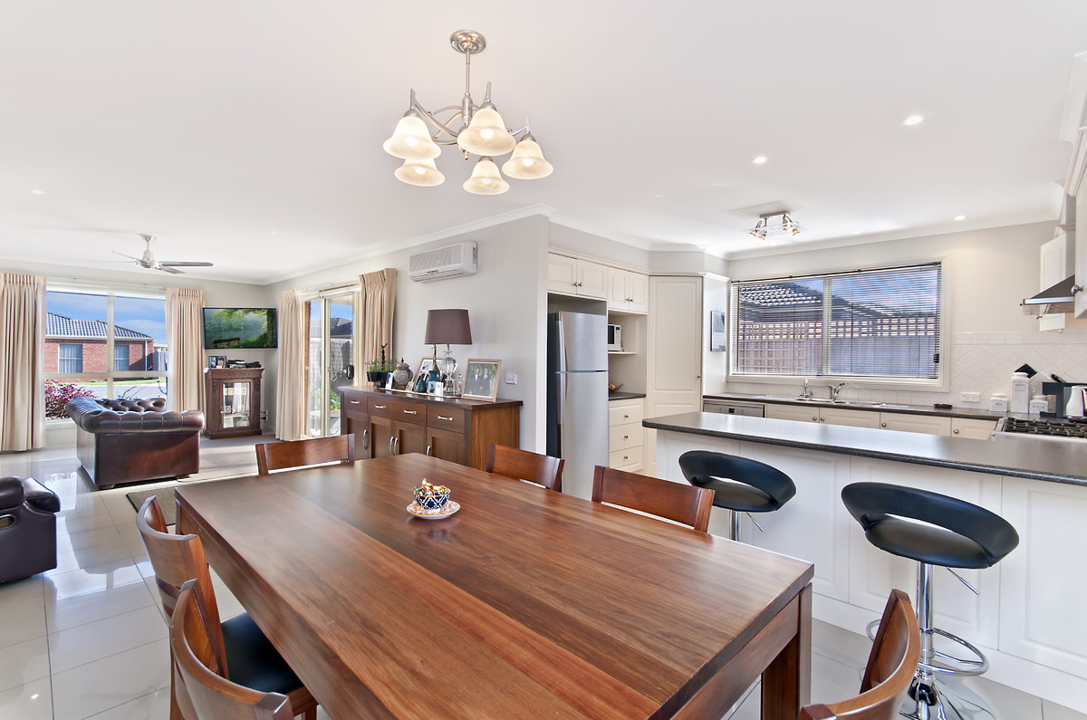 8 Walker Court,, Warrnambool VIC 3280