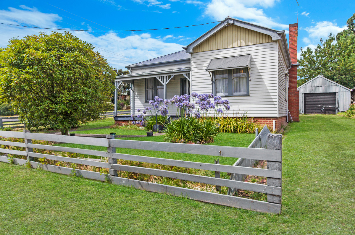 107 Grey Street, Terang VIC 3264