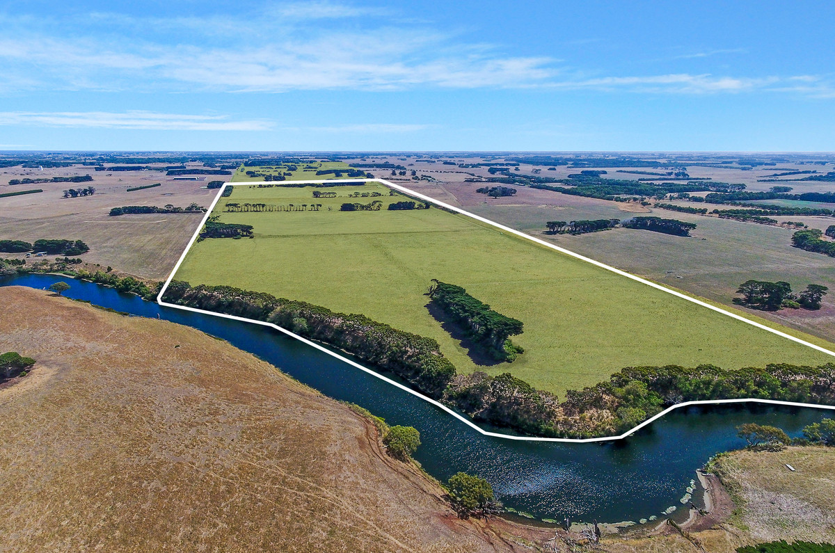 Edges Road, Allansford VIC 3277