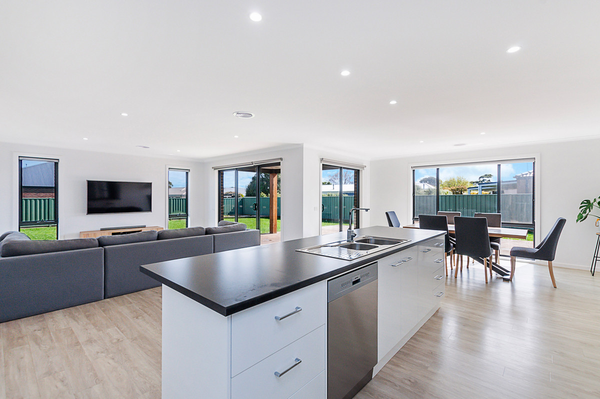 37 Keane Street, Koroit VIC 3282