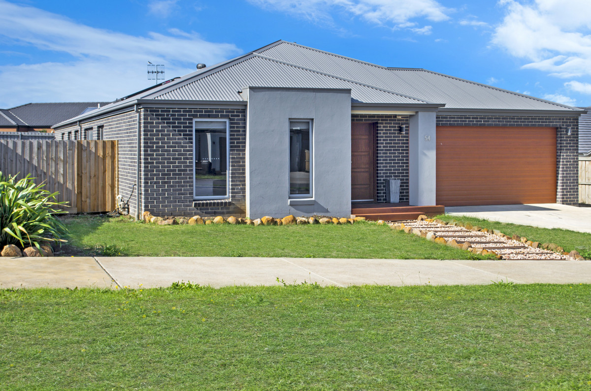 54 Sommerville Boulevard, Warrnambool VIC 3280