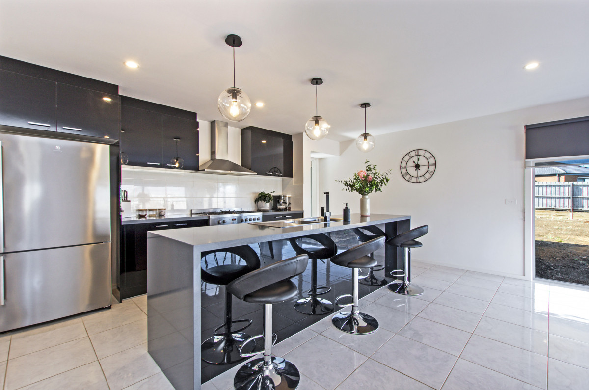 54 Sommerville Boulevard, Warrnambool VIC 3280