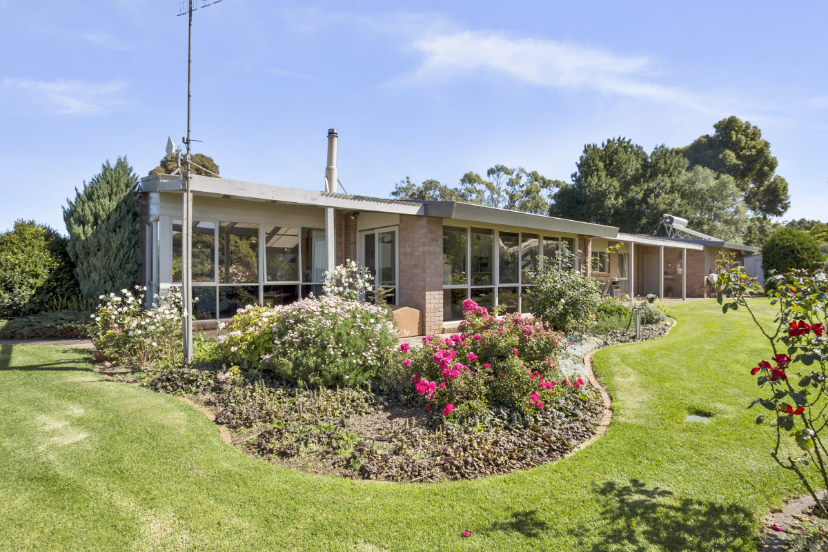 37 Albert Street, Woodford VIC 3281
