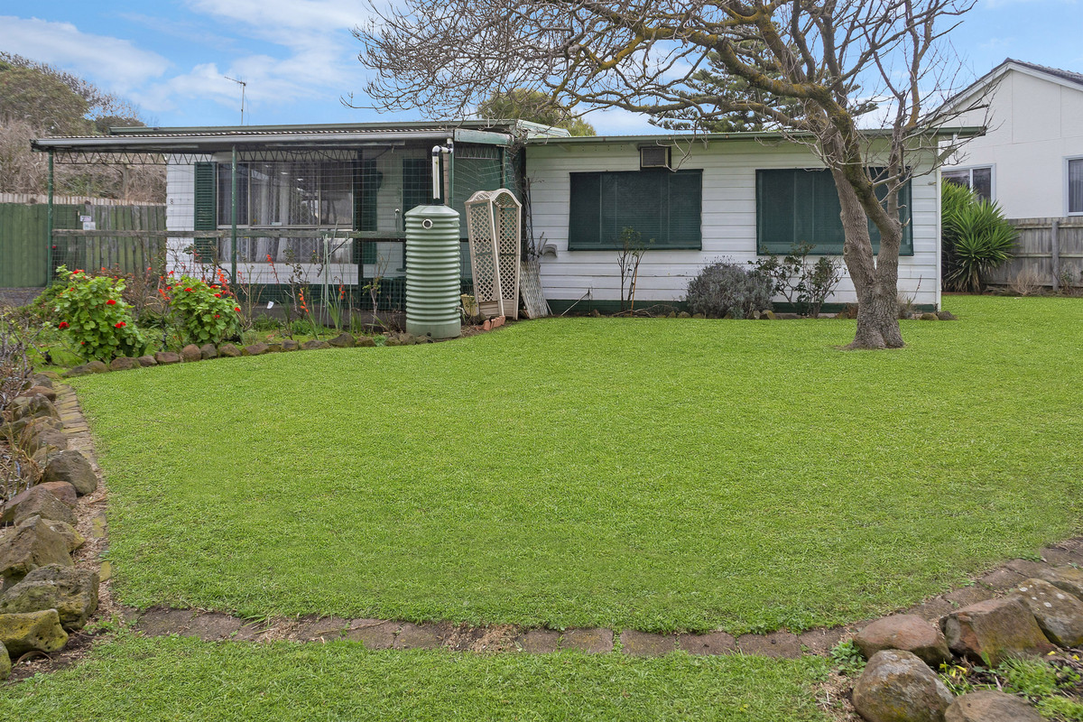 8 Bates Road, Warrnambool VIC 3280