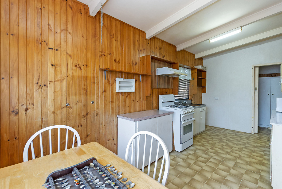 8 Bates Road, Warrnambool VIC 3280