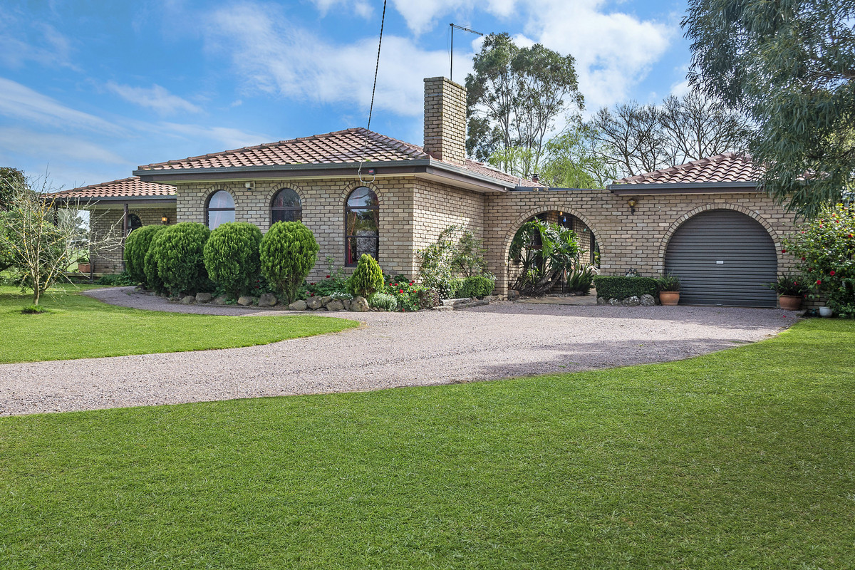 84 Mill Street, Mortlake VIC 3272