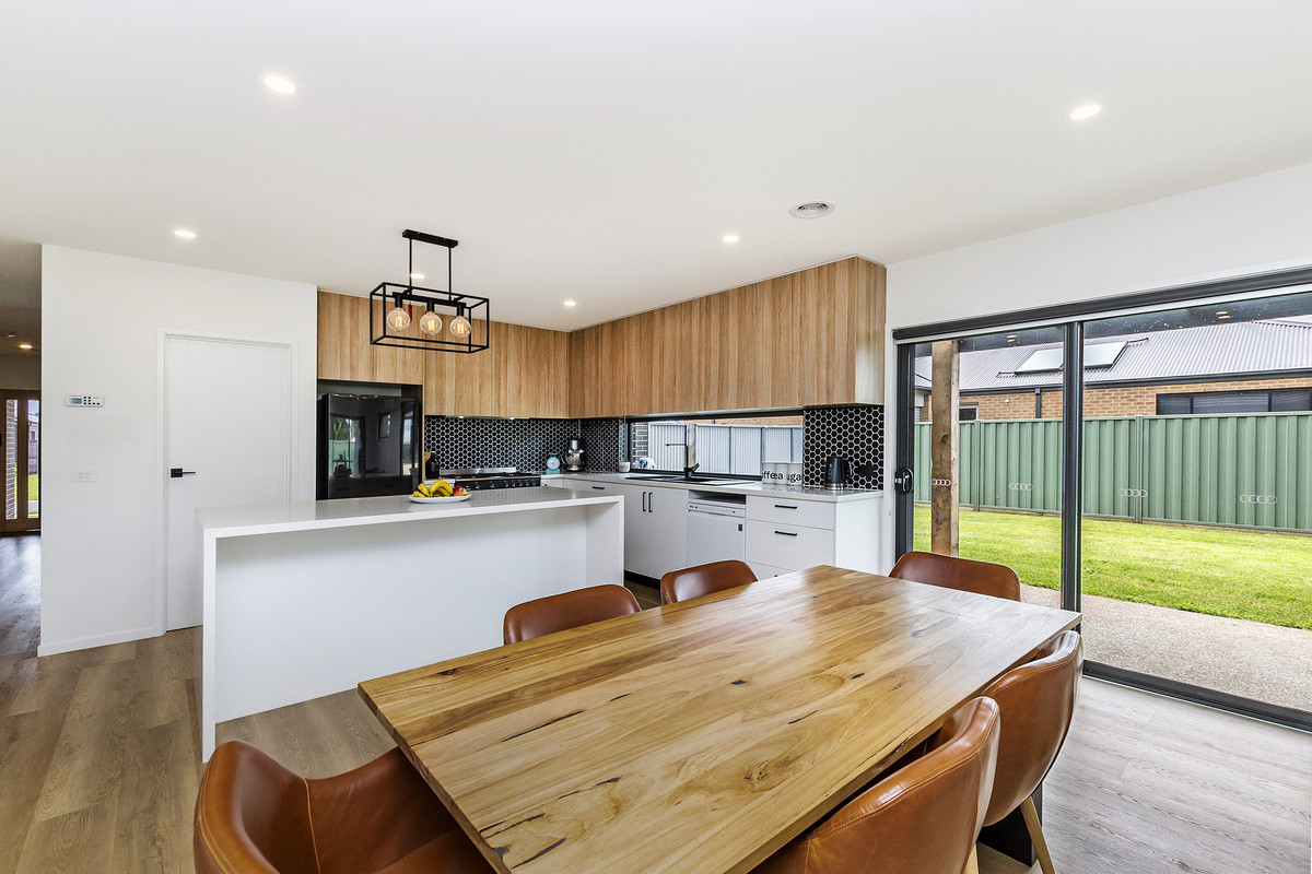 35 Channing Drive, Koroit VIC 3282