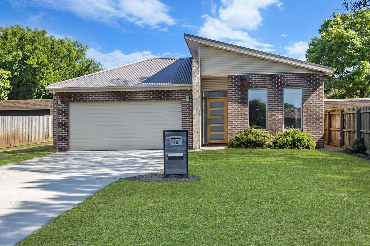 15 Anne Street, Koroit VIC 3282