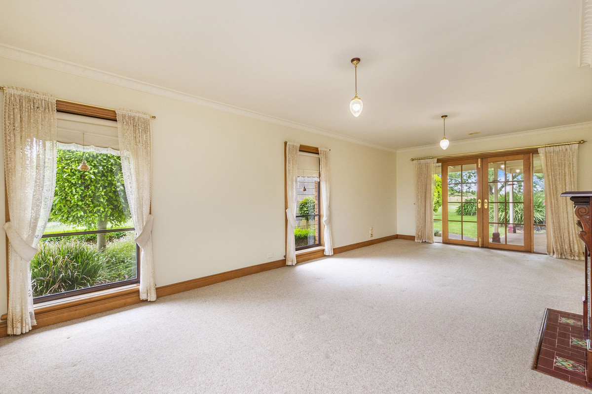 224 Burrells Flat Road, Southern Cross VIC 3283