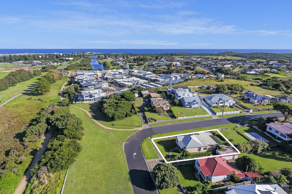 2 / 17 Mackay Crescent, Warrnambool VIC 3280