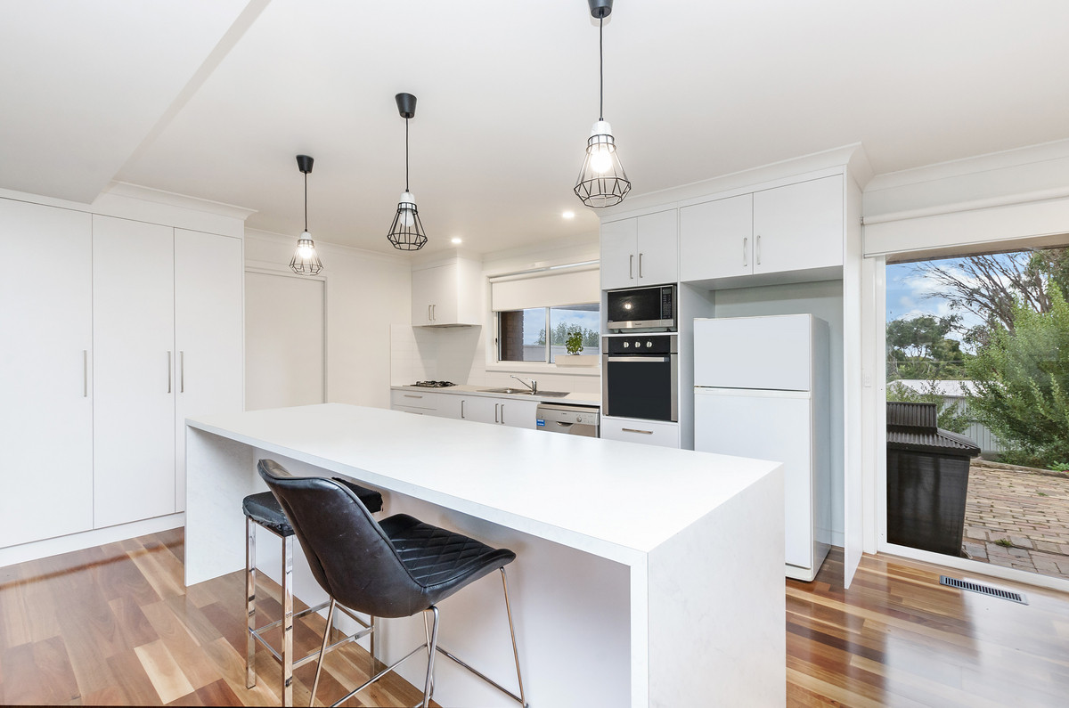 65 Wollaston Road, Warrnambool VIC 3280