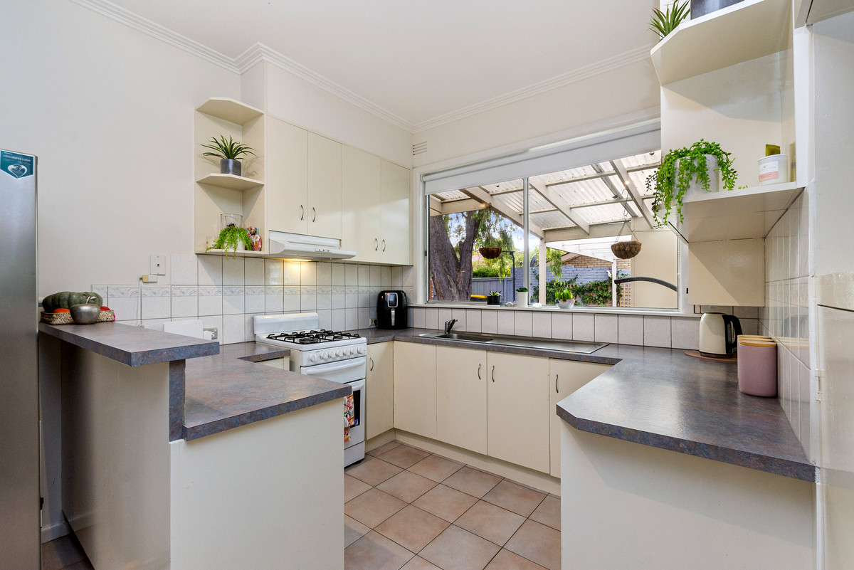 77 Denneys Street, Warrnambool VIC 3280