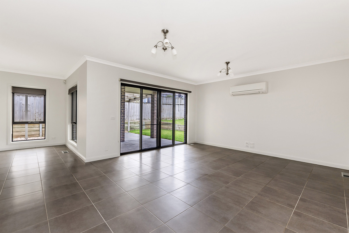 12 Dennington Rise, Dennington VIC 3280