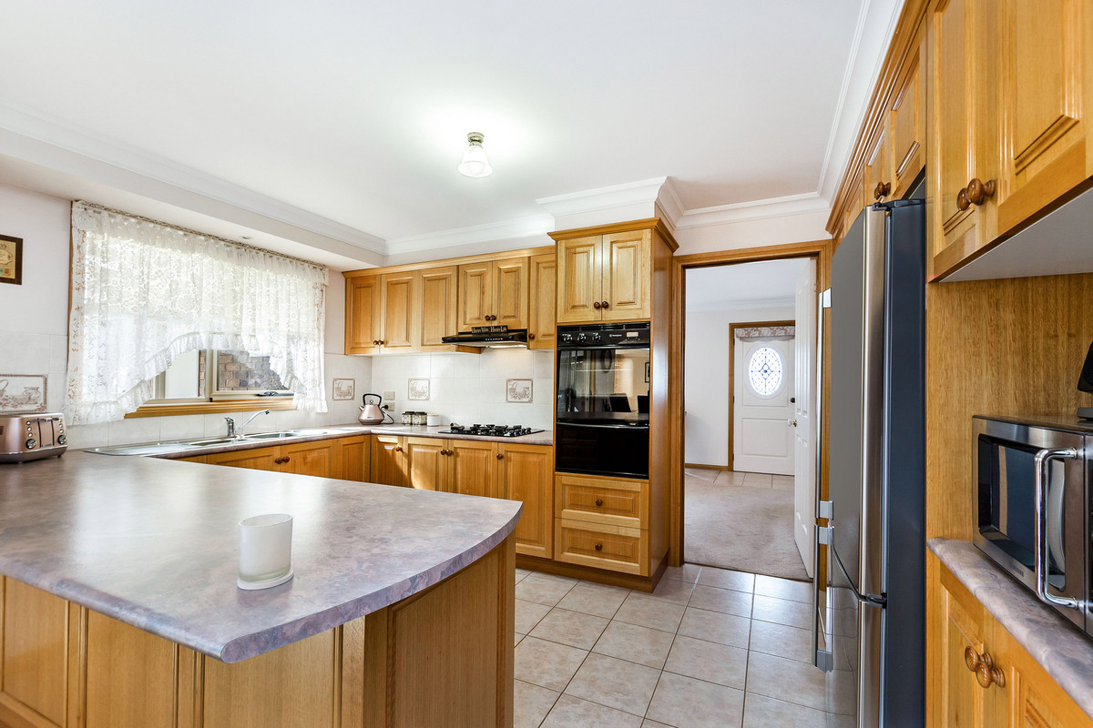 6 Lucas Court, Warrnambool VIC 3280