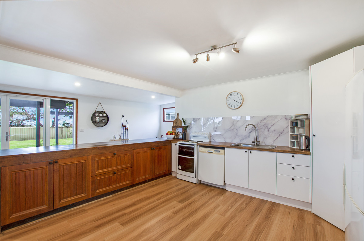 807 Tower Hill Road, Southern Cross VIC 3283