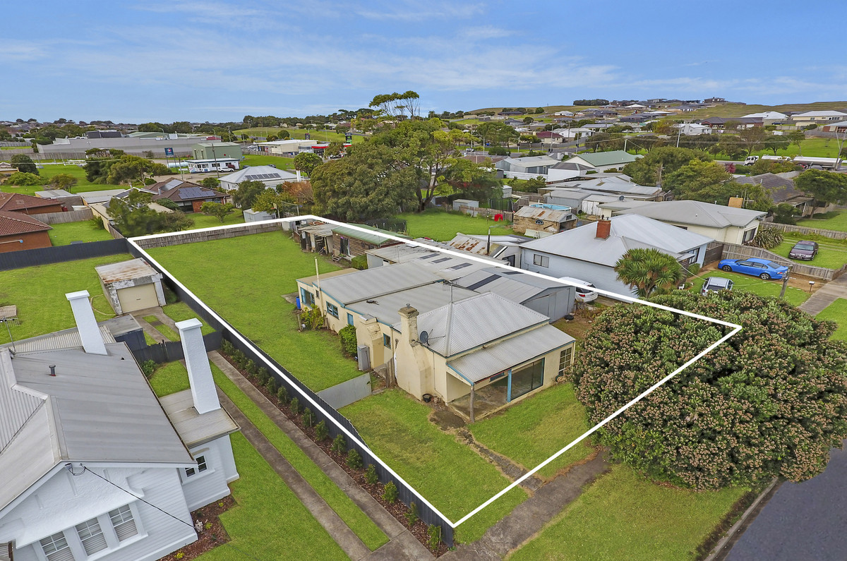 10 Hood Street, Dennington VIC 3280