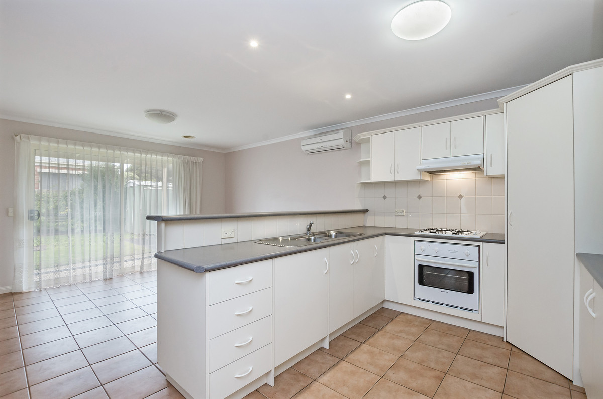 1 / 11 Caroville Drive, Warrnambool VIC 3280