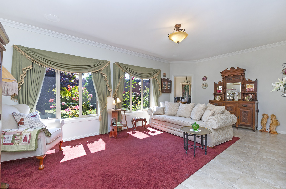 6 Chenoweth Court, Warrnambool VIC 3280