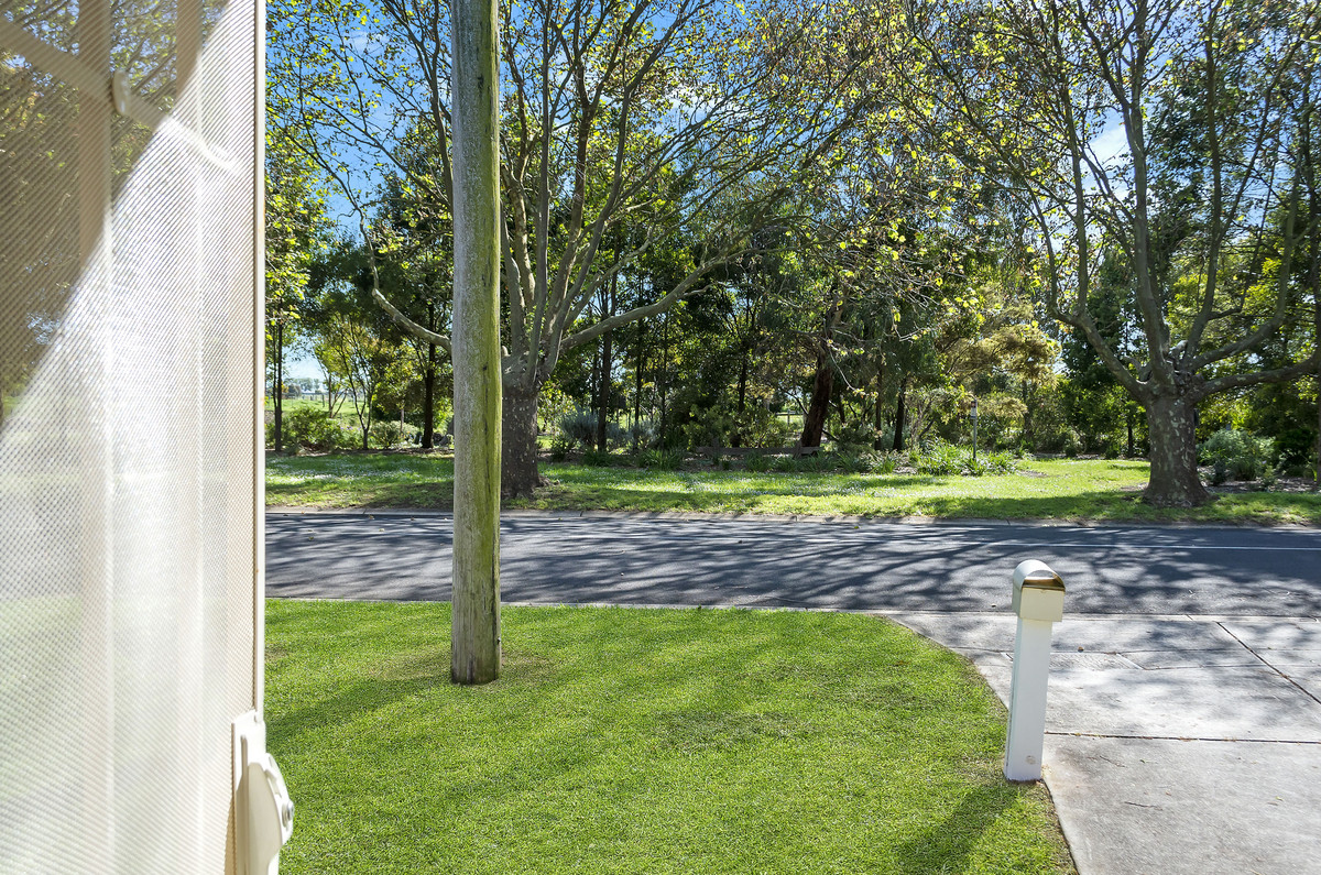 7 Bourke Avenue, Koroit VIC 3282