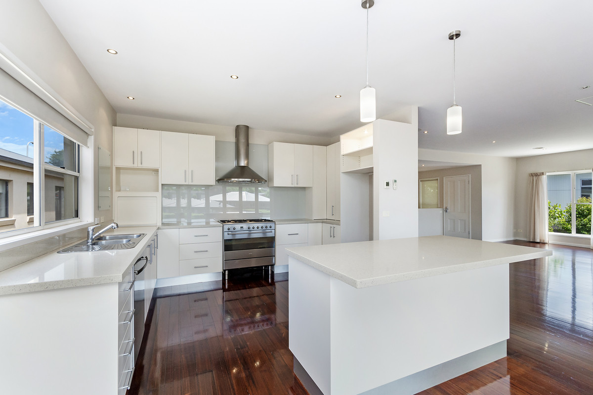 12 Renoir Drive, Warrnambool VIC 3280