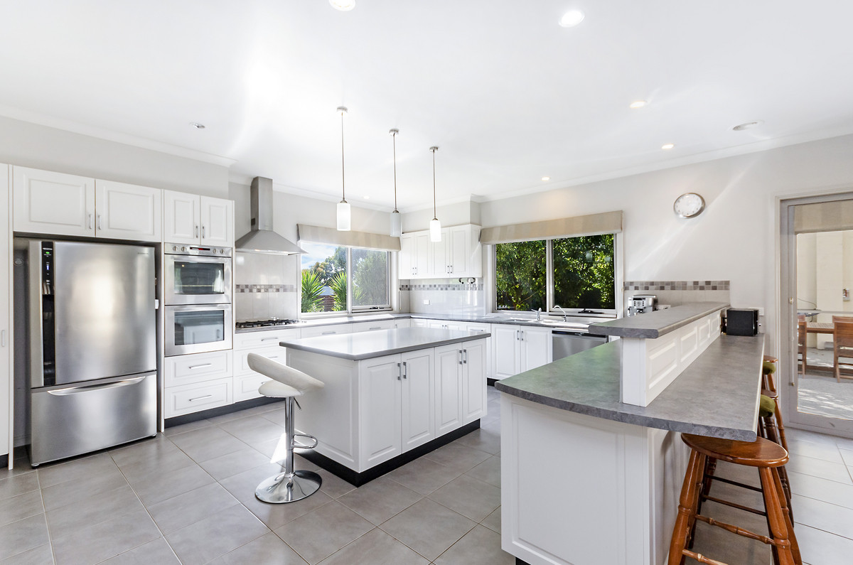 227 Princes Highway, Port Fairy VIC 3284
