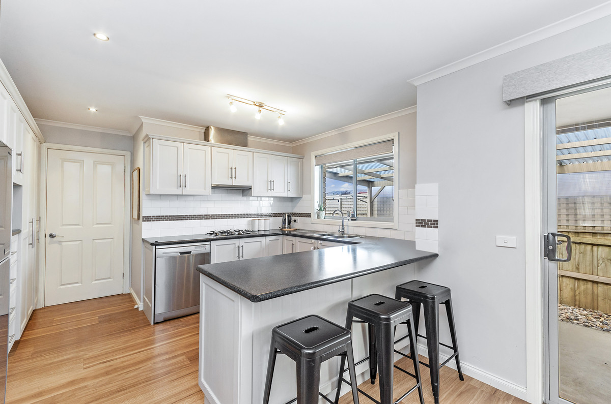 1 Festuca Court, Warrnambool VIC 3280