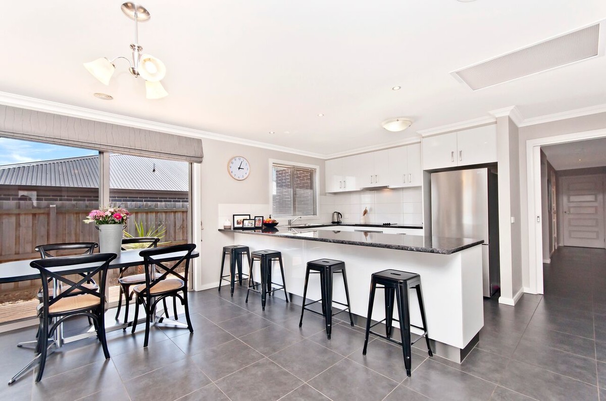 3 Singleton Court, Warrnambool VIC 3280
