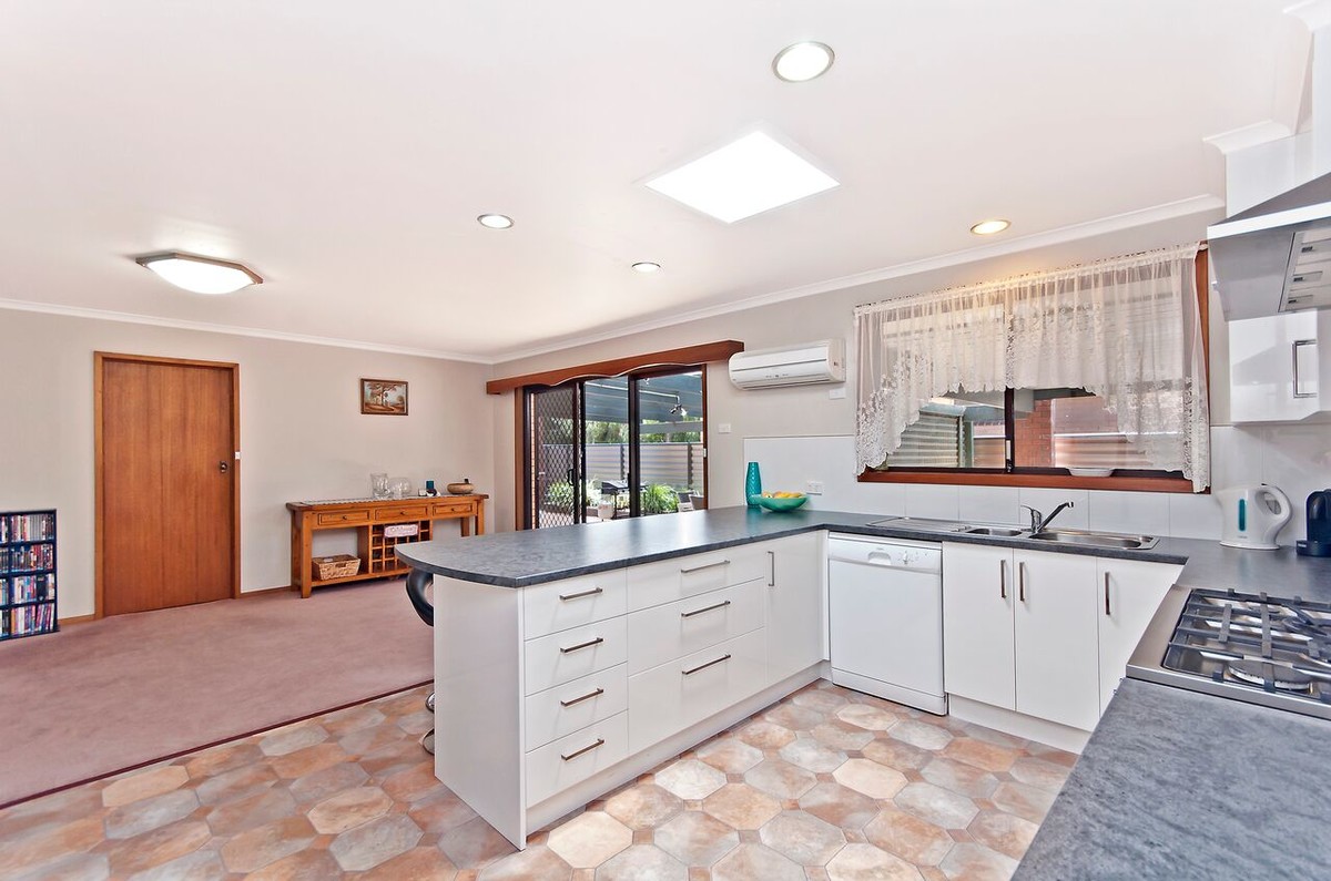 3 Rogers Avenue, Warrnambool VIC 3280