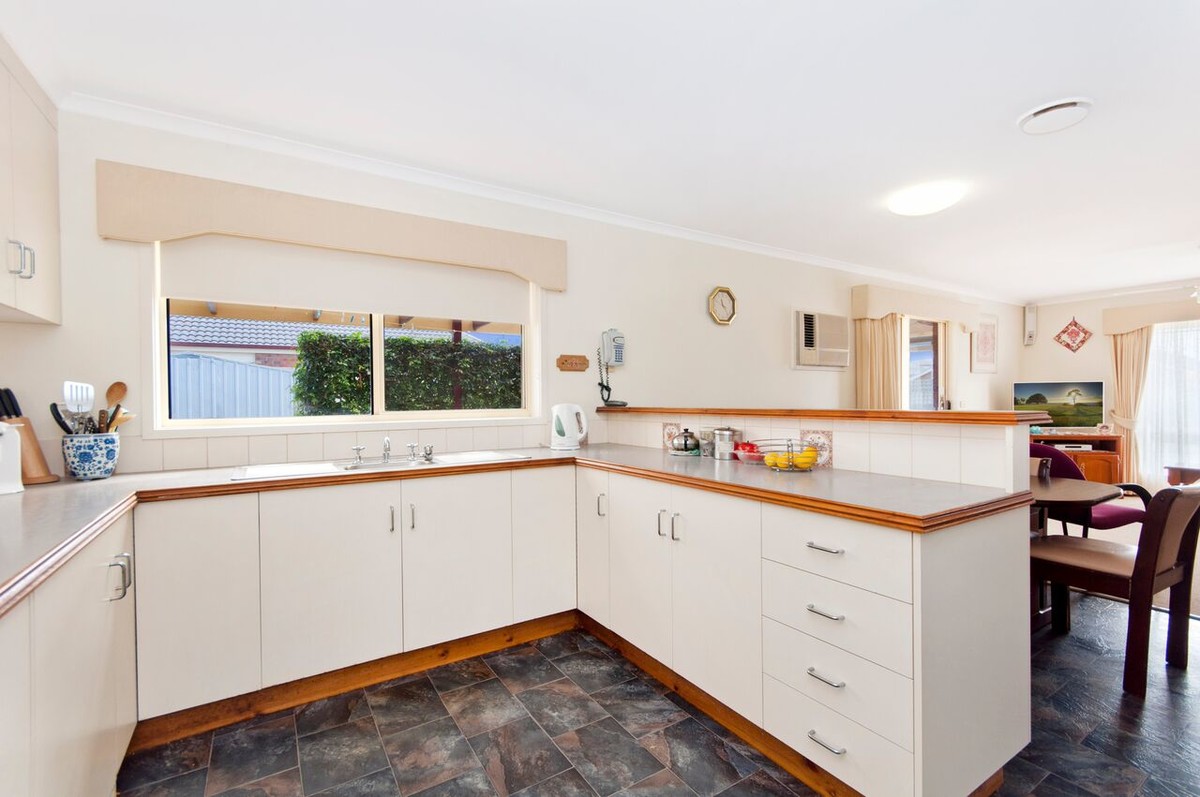 6 Vickers Drive, Warrnambool VIC 3280