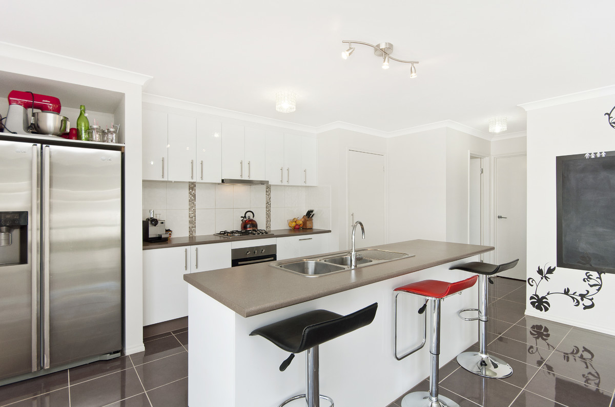 4 Earle Court, Warrnambool VIC 3280