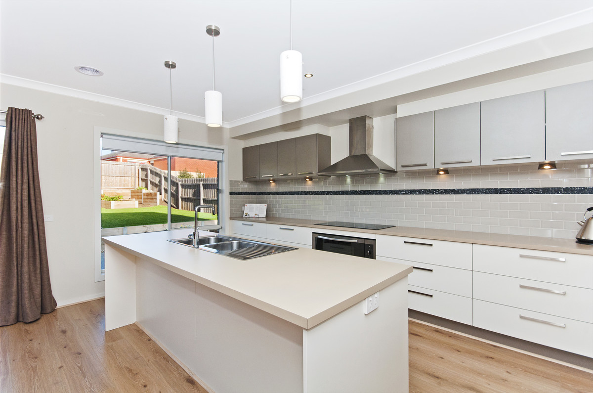 61 Boston Drive, Warrnambool VIC 3280