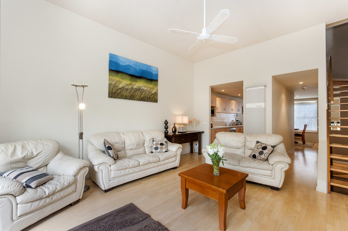 2 Barbro Terrace, Warrnambool VIC 3280
