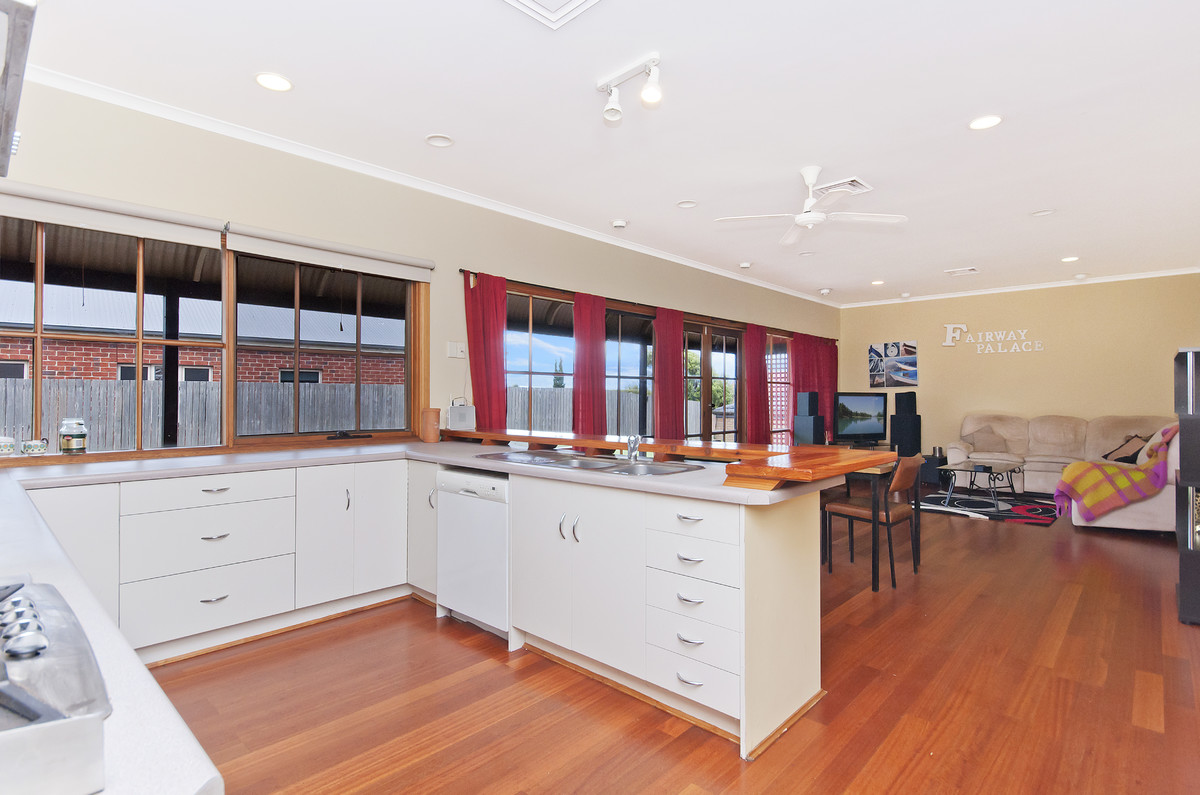 23 Fairway Crescent, Warrnambool VIC 3280
