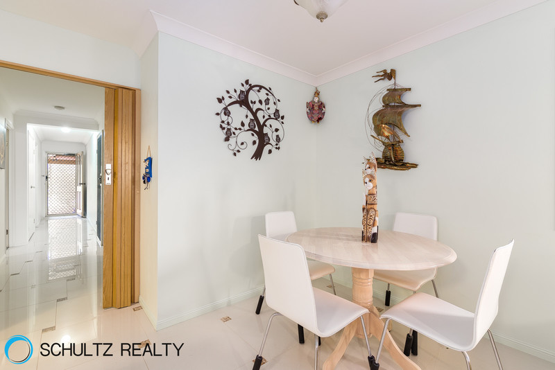 17 Lyrebird Street,Loganlea,Australia 4131,4 Bedrooms Bedrooms,2 BathroomsBathrooms,House,Lyrebird Street,1041
