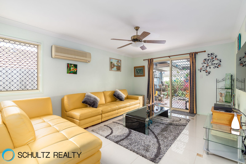 17 Lyrebird Street,Loganlea,Australia 4131,4 Bedrooms Bedrooms,2 BathroomsBathrooms,House,Lyrebird Street,1041