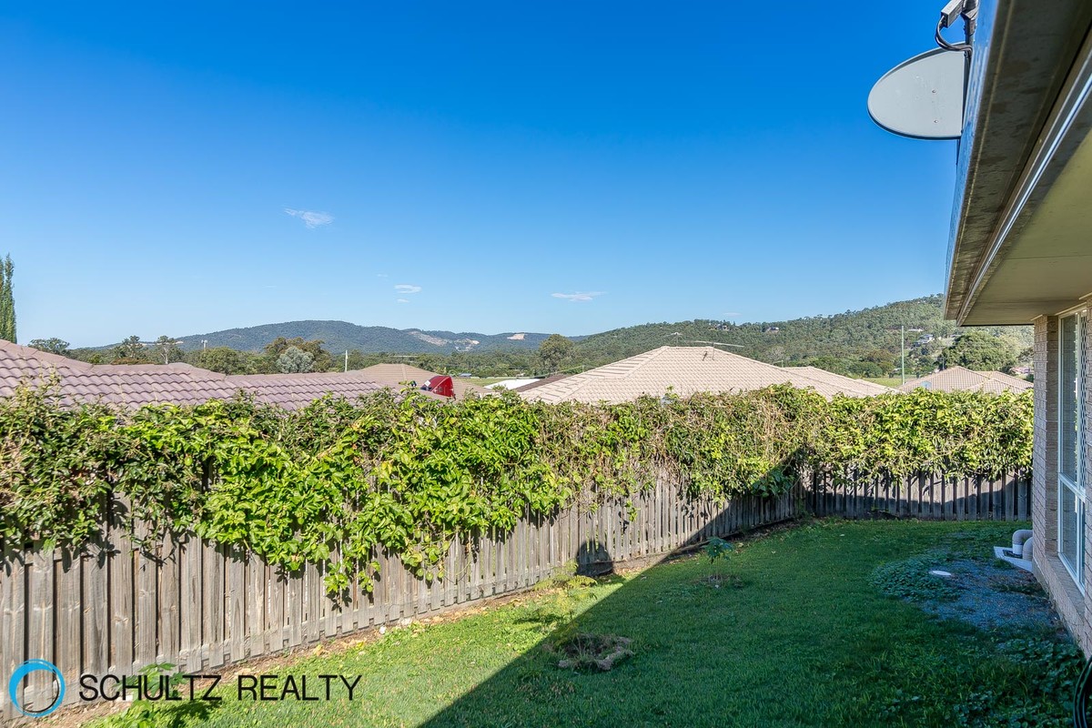 46 Sunridge Circuit,Bahrs Scrub,Australia 4207,4 Bedrooms Bedrooms,2 BathroomsBathrooms,House,Sunridge Circuit,1044