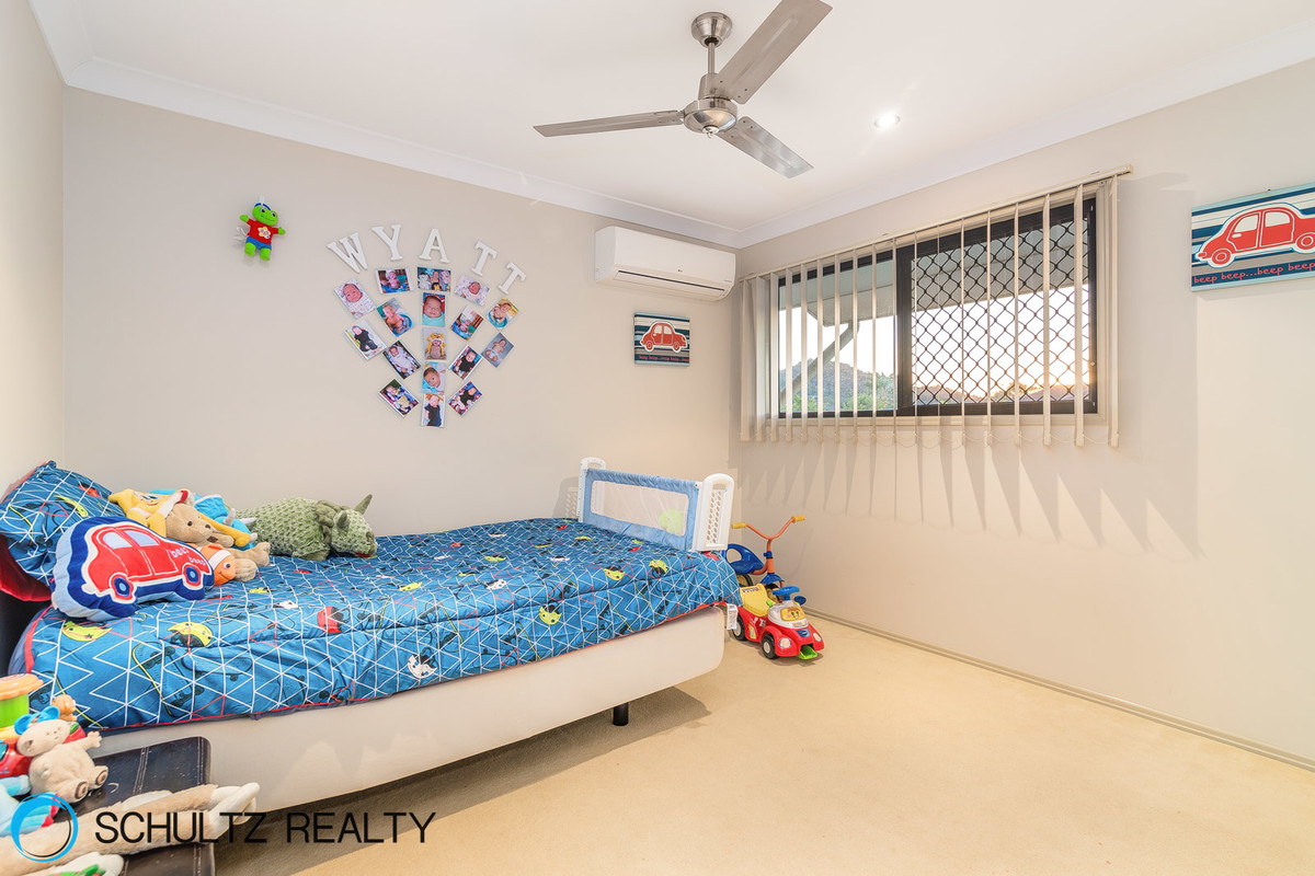 9 Riverbreeze Court,Windaroo,Australia 4207,4 Bedrooms Bedrooms,2 BathroomsBathrooms,House,Riverbreeze Court,1046