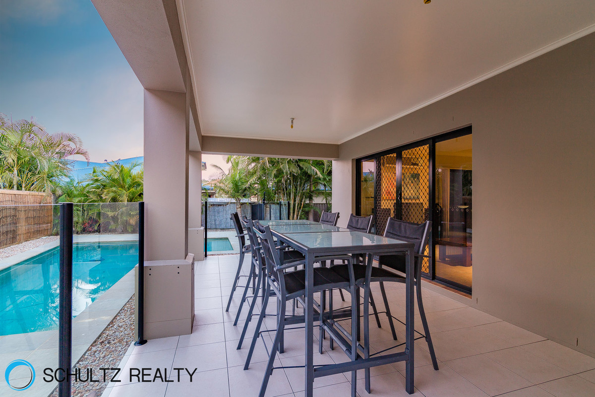 9 Riverbreeze Court,Windaroo,Australia 4207,4 Bedrooms Bedrooms,2 BathroomsBathrooms,House,Riverbreeze Court,1046