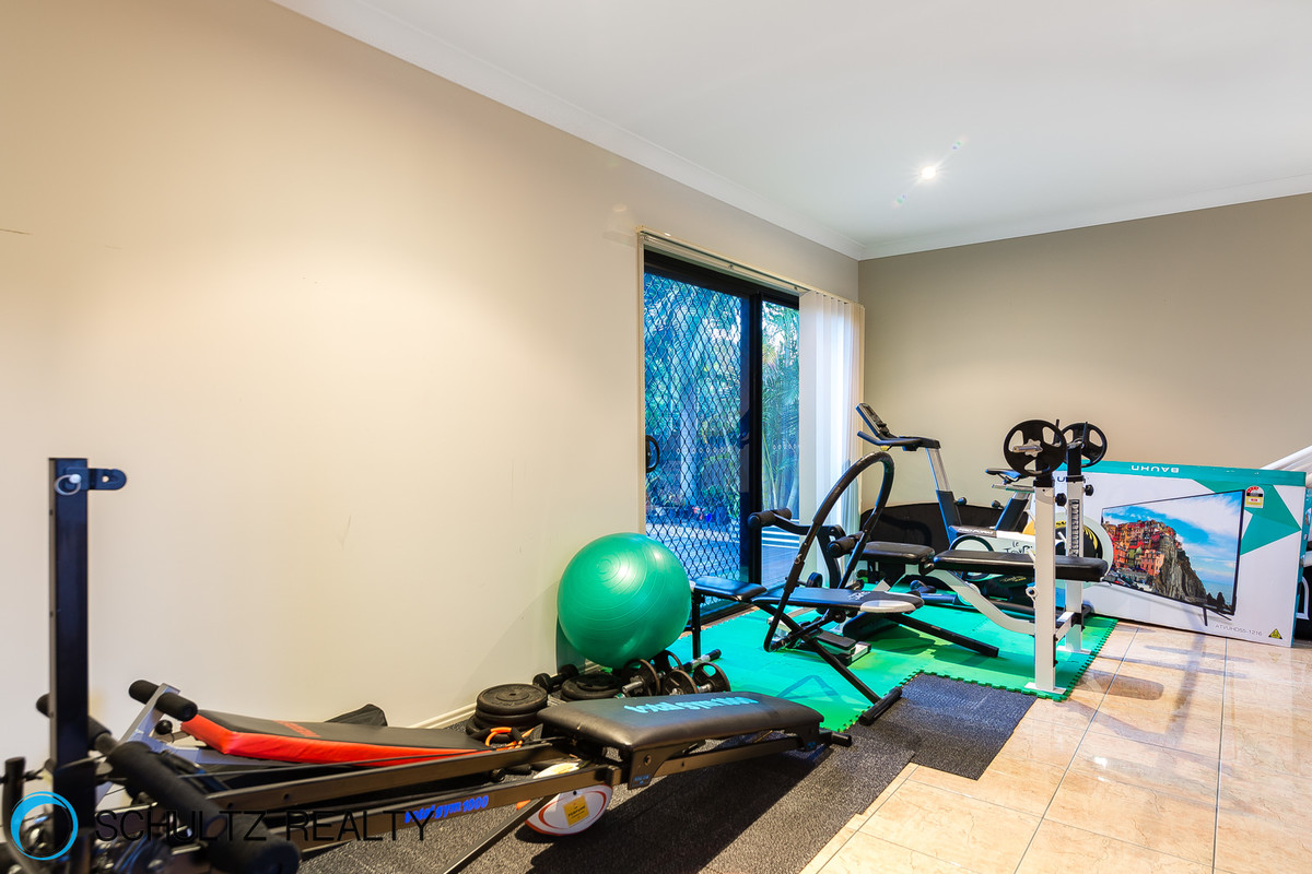 9 Riverbreeze Court,Windaroo,Australia 4207,4 Bedrooms Bedrooms,2 BathroomsBathrooms,House,Riverbreeze Court,1046