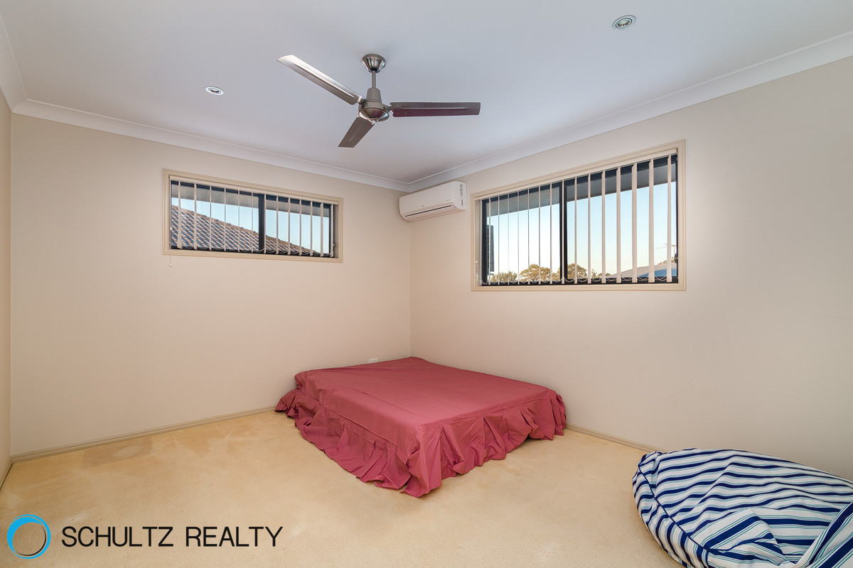 9 Riverbreeze Court,Windaroo,Australia 4207,4 Bedrooms Bedrooms,2 BathroomsBathrooms,House,Riverbreeze Court,1046