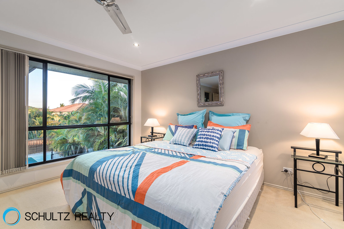 9 Riverbreeze Court,Windaroo,Australia 4207,4 Bedrooms Bedrooms,2 BathroomsBathrooms,House,Riverbreeze Court,1046