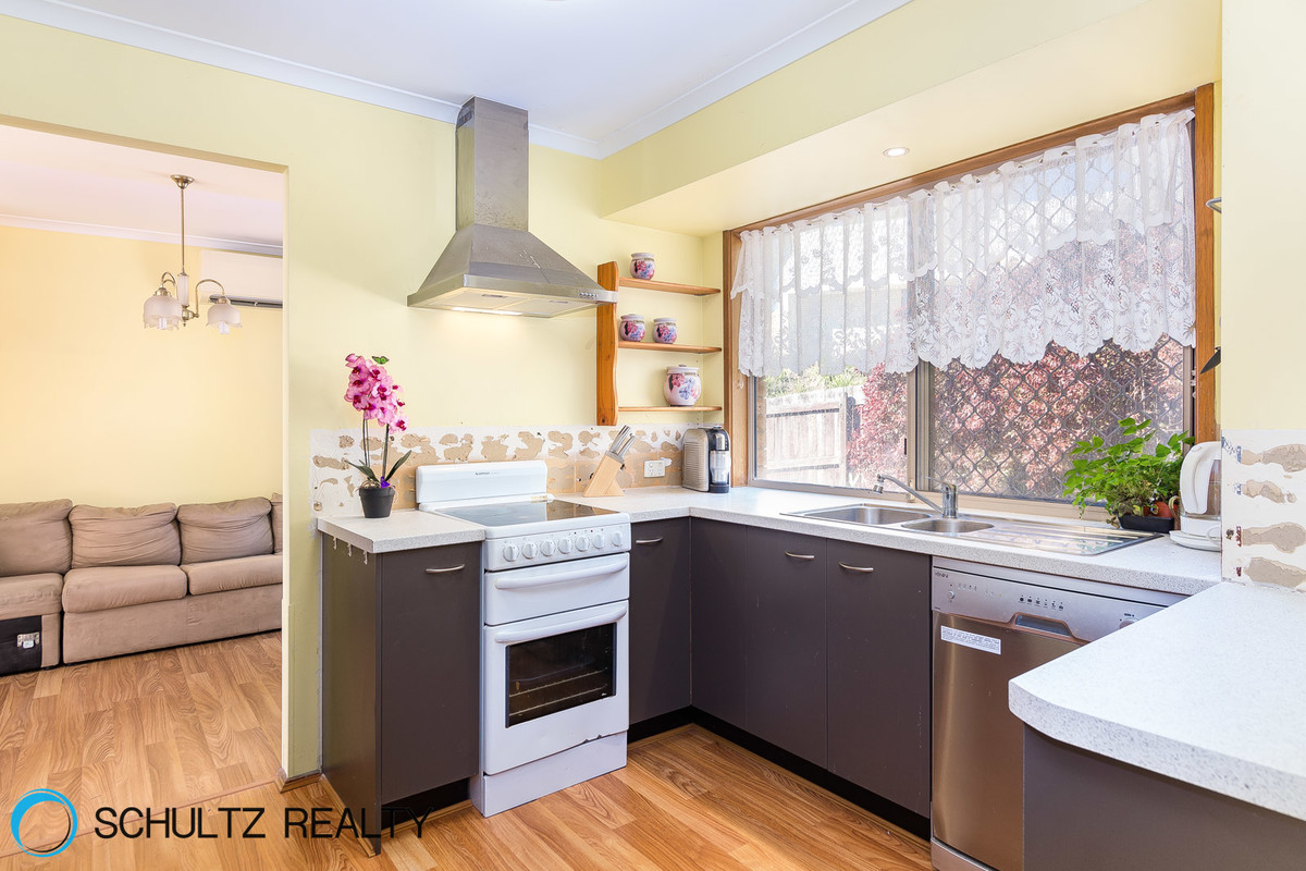 53 Mount Warren Boulevard,Mount Warren Park,Australia 4207,4 Bedrooms Bedrooms,2 BathroomsBathrooms,House,Mount Warren Boulevard,1047