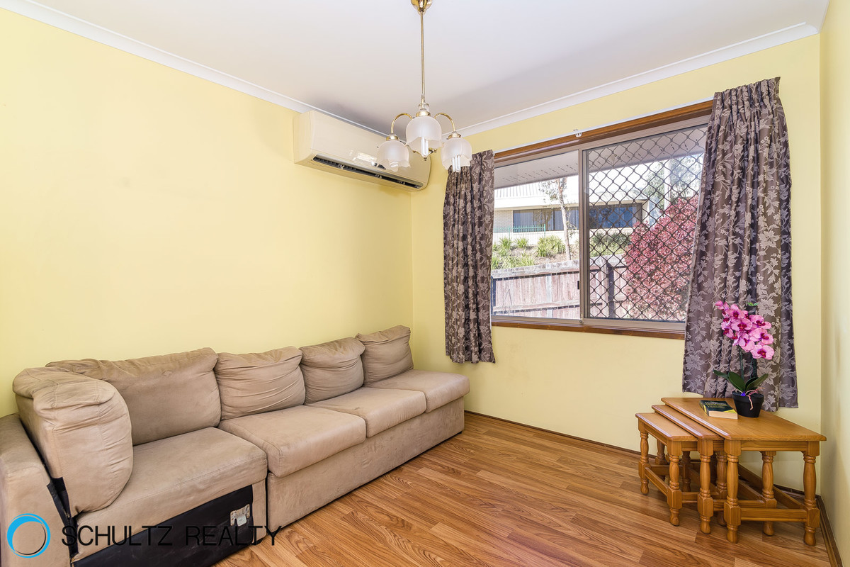 53 Mount Warren Boulevard,Mount Warren Park,Australia 4207,4 Bedrooms Bedrooms,2 BathroomsBathrooms,House,Mount Warren Boulevard,1047