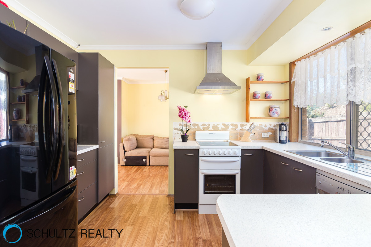 53 Mount Warren Boulevard,Mount Warren Park,Australia 4207,4 Bedrooms Bedrooms,2 BathroomsBathrooms,House,Mount Warren Boulevard,1047