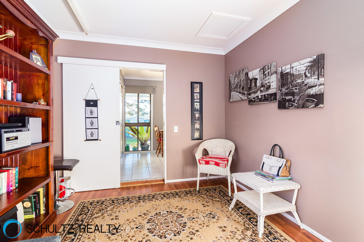 112 Mount Warren Boulevard,Mount Warren Park,Australia 4207,3 Bedrooms Bedrooms,1 BathroomBathrooms,House,Mount Warren Boulevard,1048