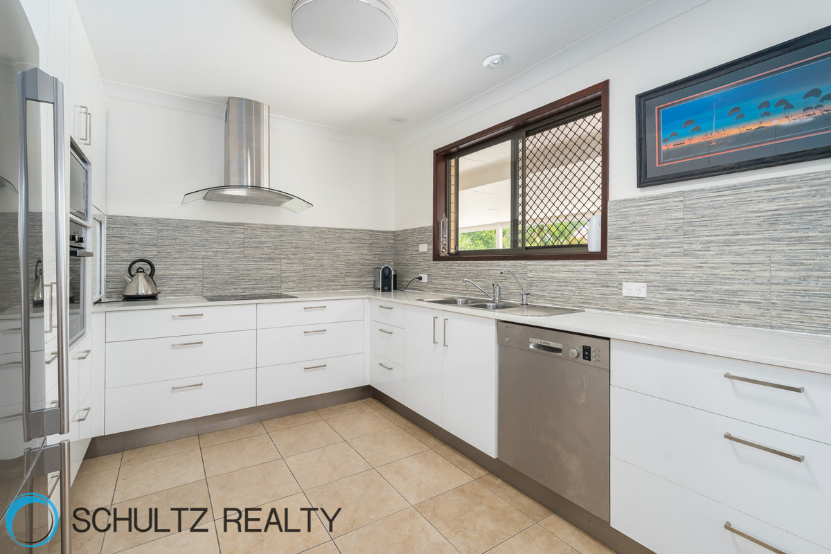 154 Markeri Street,Mermaid Waters,Australia 4218,3 Bedrooms Bedrooms,2 BathroomsBathrooms,House,Markeri Street,1083