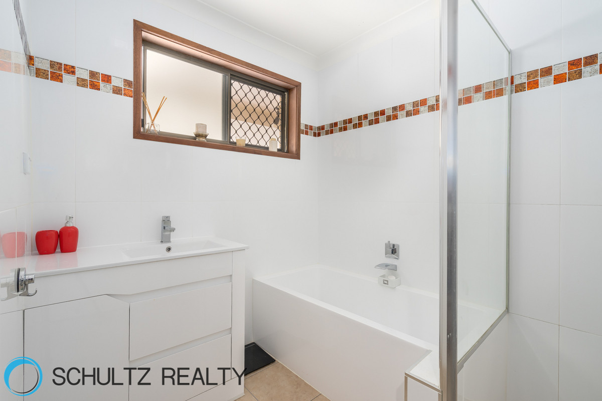 154 Markeri Street,Mermaid Waters,Australia 4218,3 Bedrooms Bedrooms,2 BathroomsBathrooms,House,Markeri Street,1083