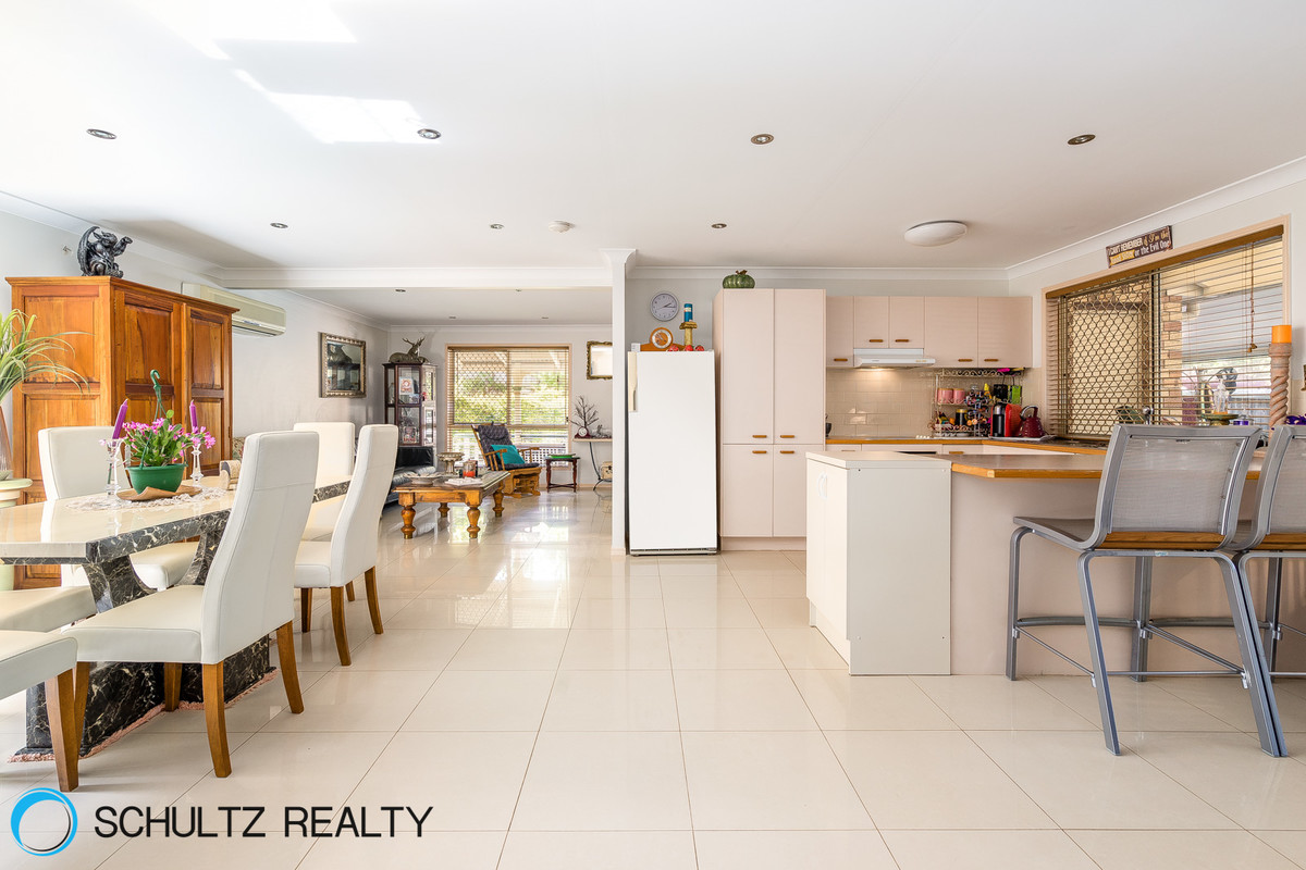 43 Ridgepointe Drive,Cornubia,Australia 4130,3 Bedrooms Bedrooms,1 BathroomBathrooms,House,Ridgepointe Drive,1068